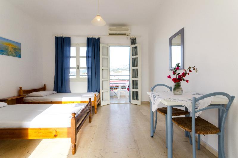 Aris Apartments Malia Esterno foto